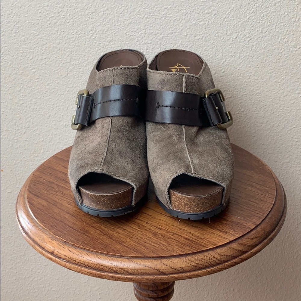 Franco Sarto Wedges Size 8.5 - Picture 2 of 8